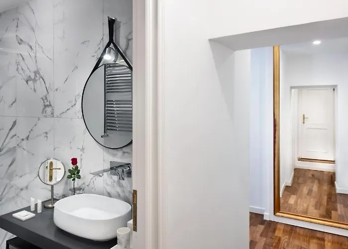 Apartman Piazza Di Spagna 32 Fellini Design *