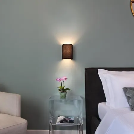 Piazza Di Spagna 32 Fellini Design * Řím