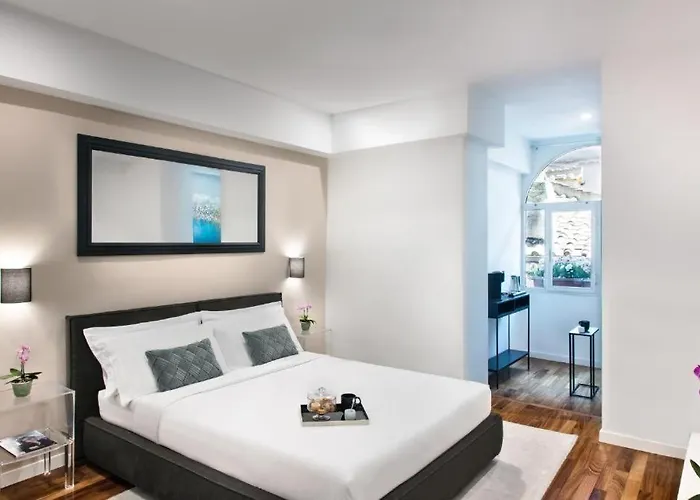 Piazza Di Spagna 32 Fellini Design * 罗马