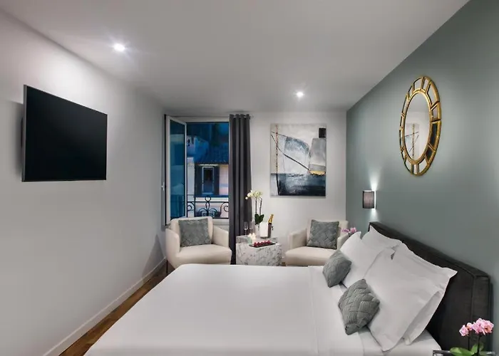 Piazza Di Spagna 32 Fellini Design 公寓 *